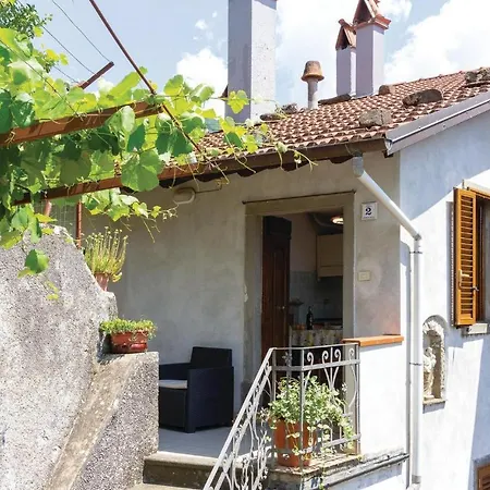 1 Bedroom Amazing In Bagni Di Lucca Lu Cocciglia