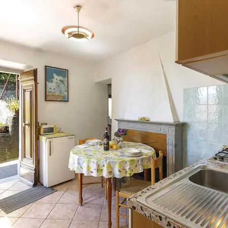Apartment 1 Bedroom Amazing In Bagni Di Lucca Lu